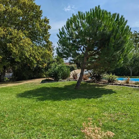 Maison Avec Piscine Privative, Jardin, Billard Et Proche Des Plus Beaux Villages De France - Fr-1-653-243 בית נופש *