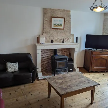 Maison Avec Piscine Privative, Jardin, Billard Et Proche Des Beaux Villages De France - Fr-1-653-243