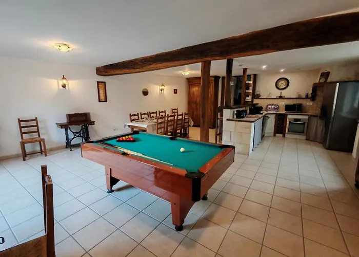 Maison Avec Piscine Privative, Jardin, Billard Et Proche Des Beaux Villages De France - Fr-1-653-243 Сasa de vacaciones